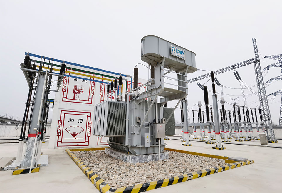Chenyu Electrical´s traction transformers connected at the Weilai High-Speed Railway site